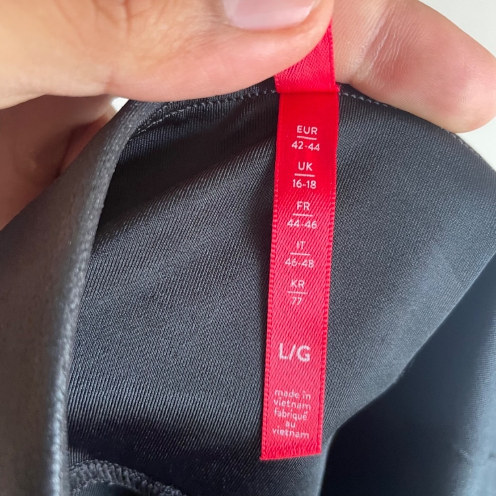 SPANXshape Faux Leather Leggings - Picture 8 of 10